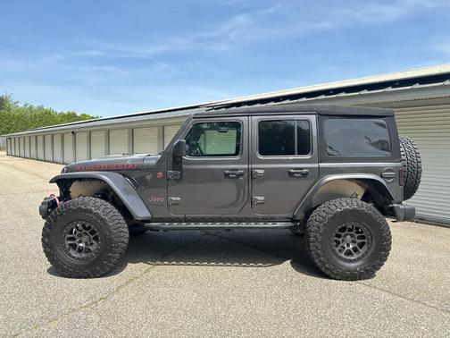 Granite Crystal Clearcoat Metallic 2022 Jeep Wrangler Unlimited Rubicon