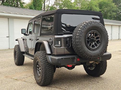 Granite Crystal Clearcoat Metallic 2022 Jeep Wrangler Unlimited Rubicon