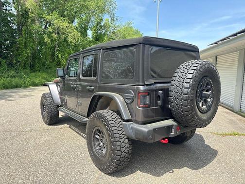 Granite Crystal Clearcoat Metallic 2022 Jeep Wrangler Unlimited Rubicon