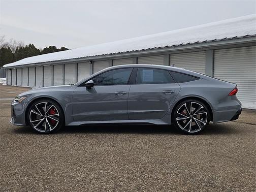2022 Audi RS 7 4.0T quattro