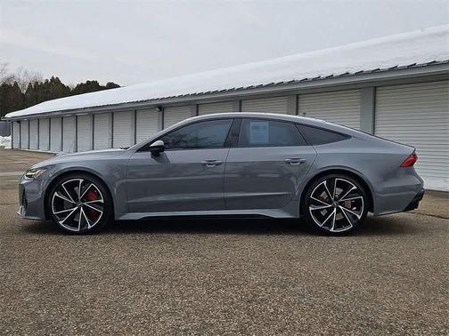 2022 Audi RS 7 4.0T quattro