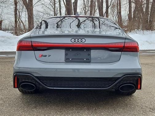 2022 Audi RS 7 4.0T quattro