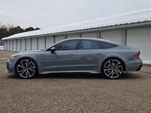 2022 Audi RS 7 4.0T quattro