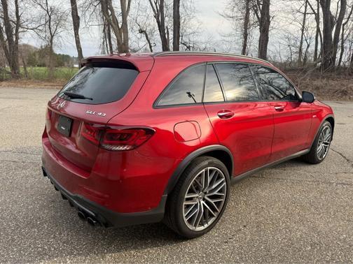 MANUFAKTUR Cardinal Red Metallic 2022 Mercedes-Benz AMG GLC 43 Base 4MATIC