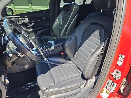 MANUFAKTUR Cardinal Red Metallic 2022 Mercedes-Benz AMG GLC 43 Base 4MATIC