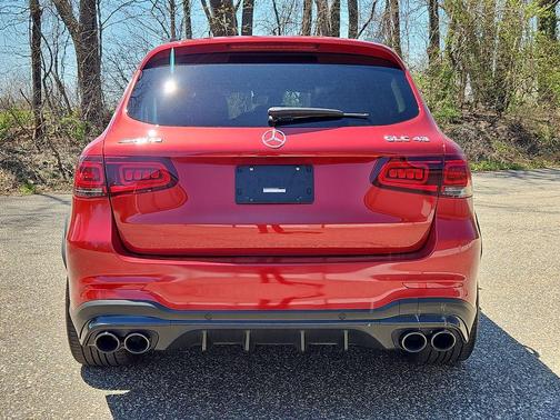 MANUFAKTUR Cardinal Red Metallic 2022 Mercedes-Benz AMG GLC 43 Base 4MATIC