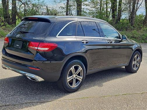 2017 Mercedes-Benz GLC 300 Base 4MATIC