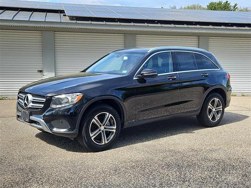 2017 Mercedes-Benz GLC 300 Base 4MATIC