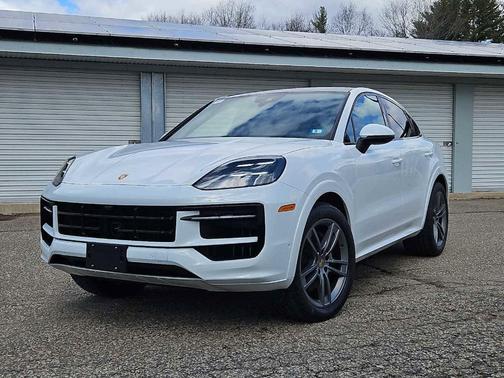 White 2025 Porsche Cayenne AWD