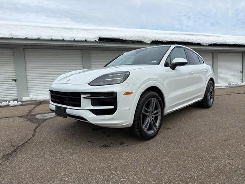 2025 Porsche Cayenne AWD