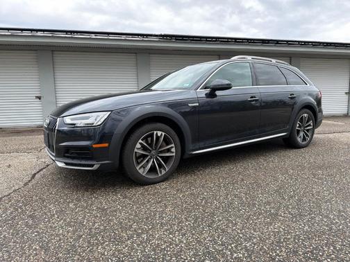 Moonlight Blue Metallic 2017 Audi A4 allroad 2.0T Premium