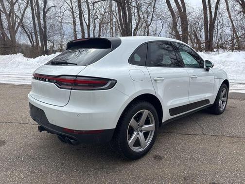 2021 Porsche Macan S
