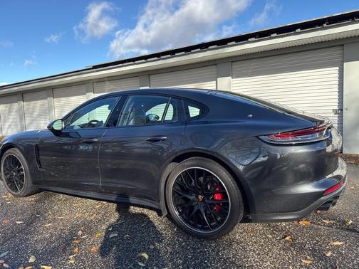 2023 Porsche Panamera 4S