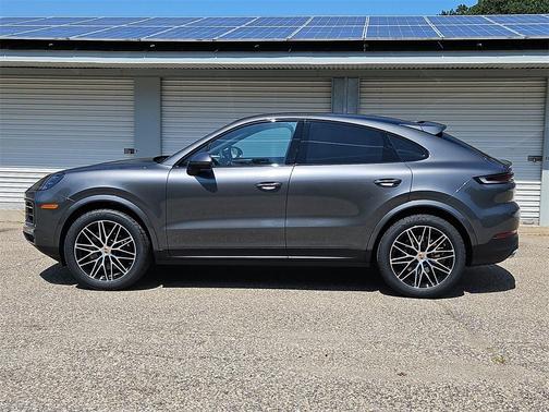 2026 Porsche Cayenne AWD