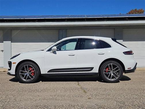 2023 Porsche Macan S
