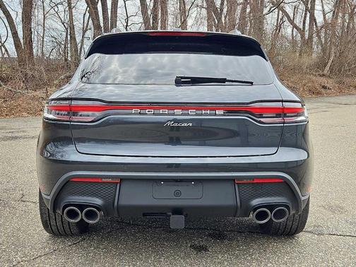 Volcano Grey Metallic 2026 Porsche Macan