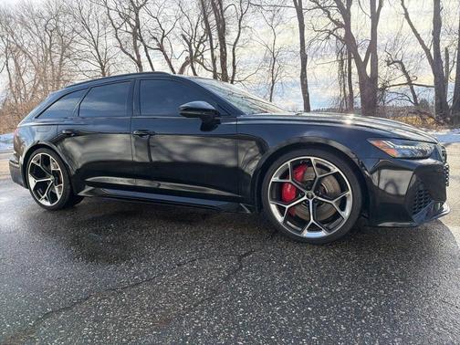 2024 Audi RS 6 Avant 4.0T quattro performance