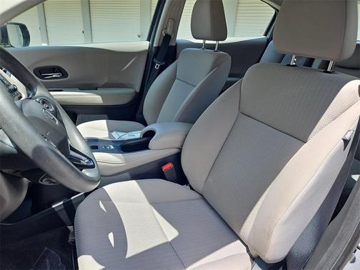 2017 Honda HR-V LX