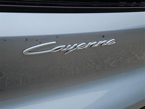 2025 Porsche Cayenne Base