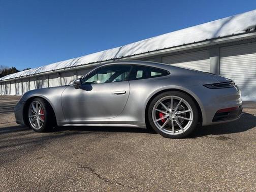 2024 Porsche 911 Carrera 4S