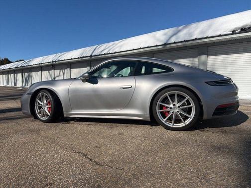 2024 Porsche 911 Carrera 4S