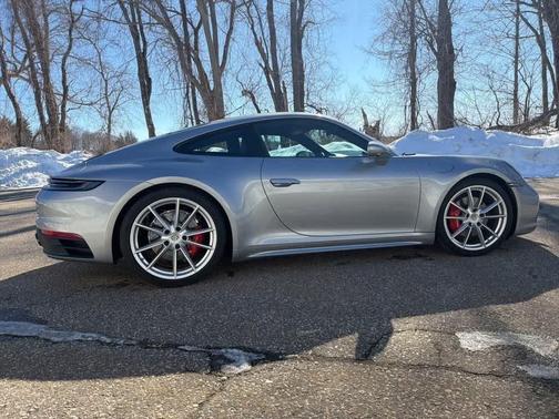 2024 Porsche 911 Carrera 4S