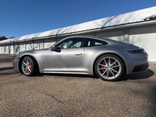 2024 Porsche 911 Carrera 4S