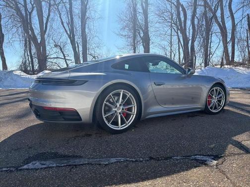 2024 Porsche 911 Carrera 4S