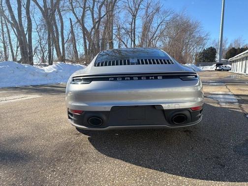 2024 Porsche 911 Carrera 4S
