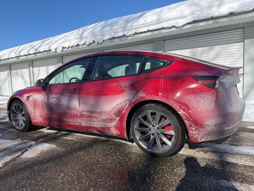 2023 Tesla Model 3 Performance