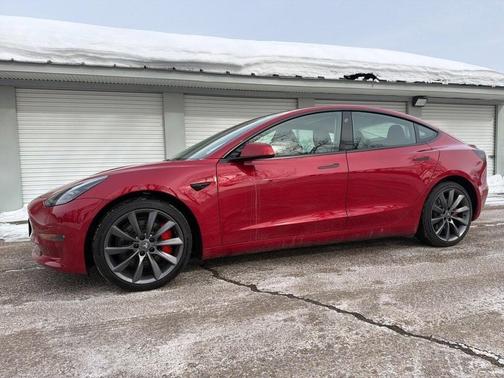 2023 Tesla Model 3 Performance