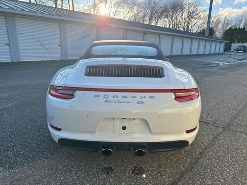 2018 Porsche 911 Carrera 4S