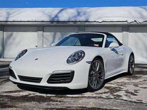 2018 Porsche 911 Carrera 4S