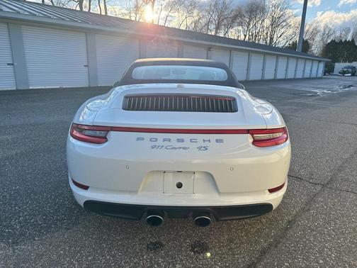 2018 Porsche 911 Carrera 4S
