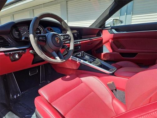 2022 Porsche 911 Turbo S