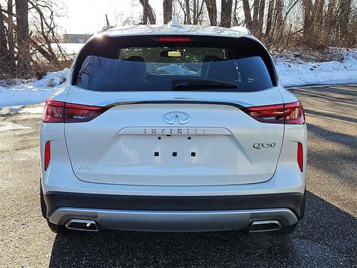 2020 INFINITI QX50 Luxe