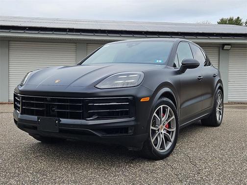 2024 Porsche Cayenne S