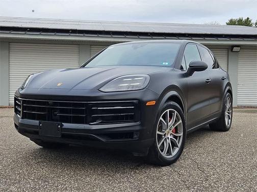 2024 Porsche Cayenne S
