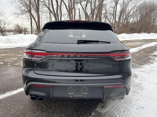2025 Porsche Macan T