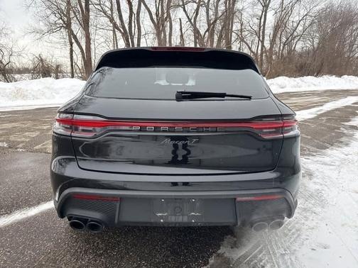 2025 Porsche Macan T