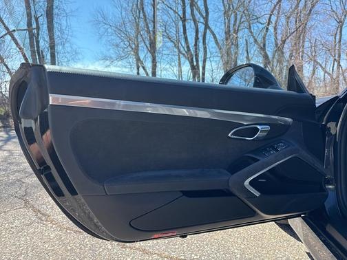 2015 Porsche Cayman GTS