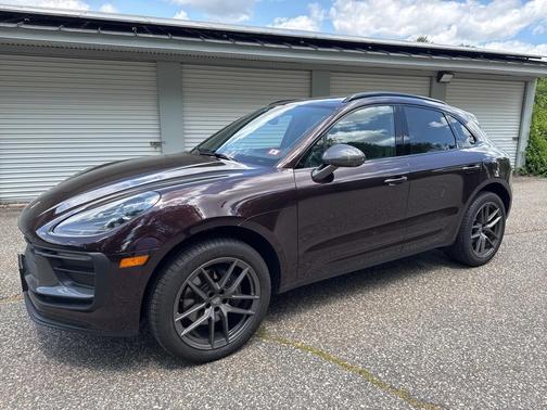2024 Porsche Macan T