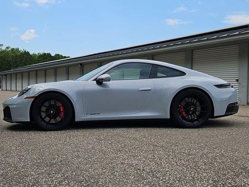 Ice 2026 Porsche 911 Carrera GTS