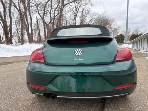 2017 Volkswagen Beetle 1.8T Classic