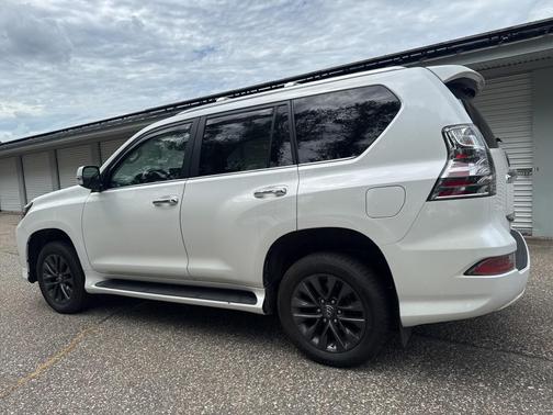 2022 Lexus GX 460 Base