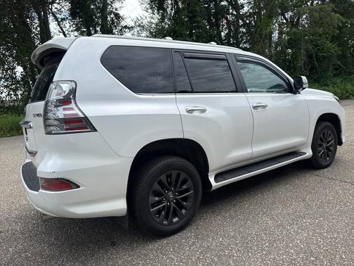 2022 Lexus GX 460 Base