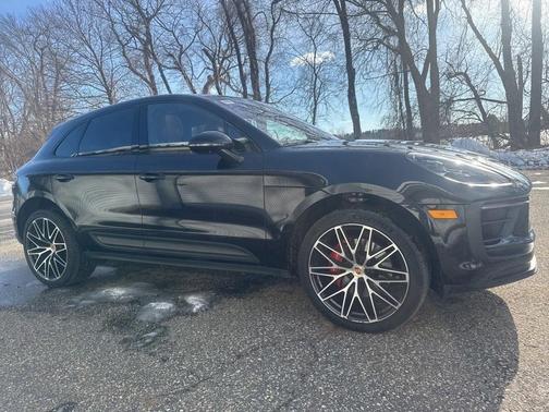 2022 Porsche Macan S