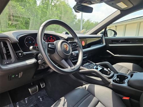 2024 Porsche Cayenne S Coupe AWD
