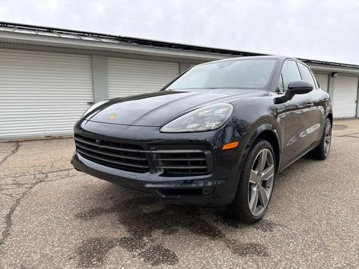 2023 Porsche Cayenne S