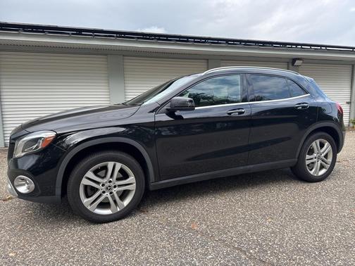 2020 Mercedes-Benz GLA 250 Base 4MATIC
